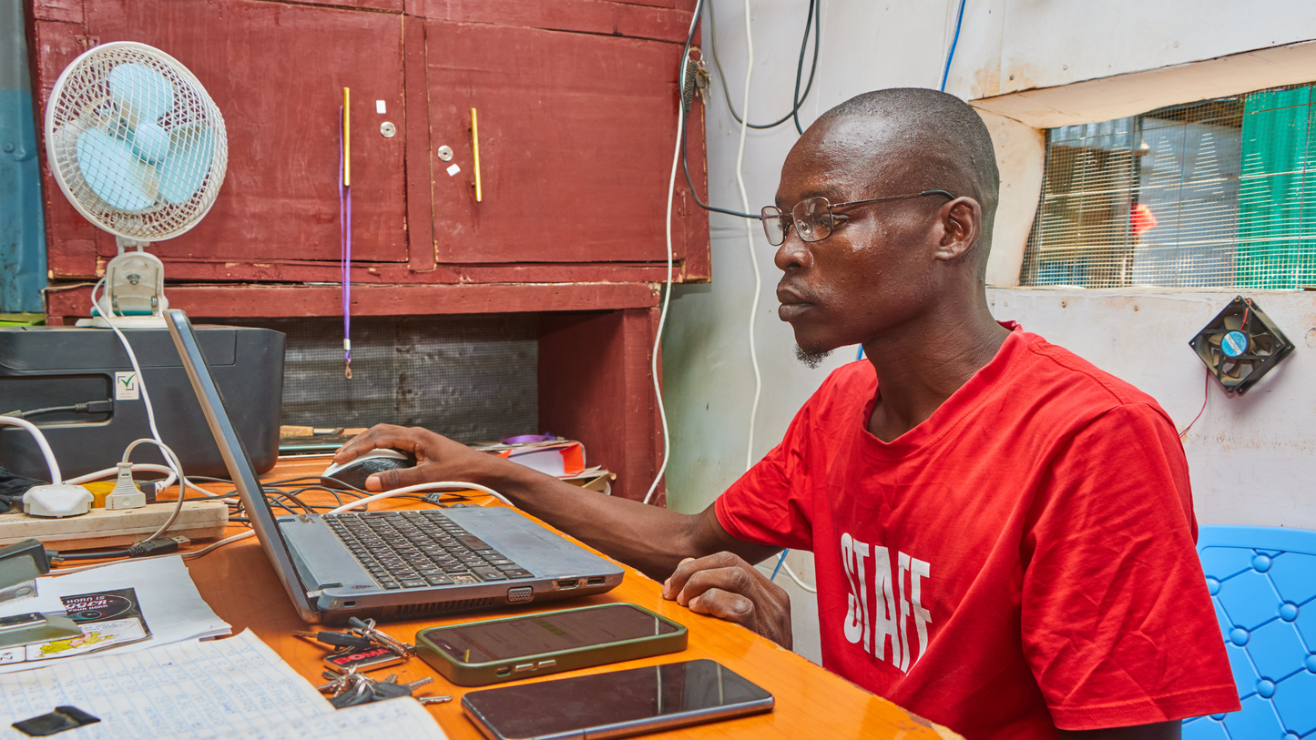 Kakuma Connect - Sponsor Internet for Refugees
